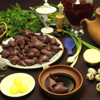 Boiled chicken liver