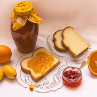 Bread with orange marmalade