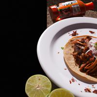 Chicken mole taco