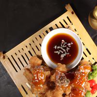 Crispy chicken honey sauce