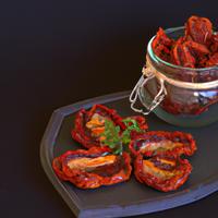 Dried sun-dried tomatoes