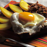 Hatdog with egg