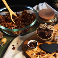 Love crunch dark chocolate and peanut butter organic granola