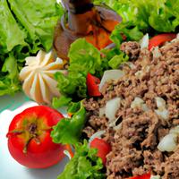 Salad with ground meat