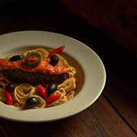 Salmon aglio e olio