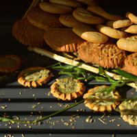 Savoury biscuits