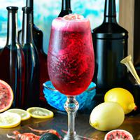 Sloe gin fizz cocktail
