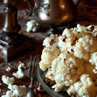 Steamed cauliflower with white cheddar popcorn seasoning