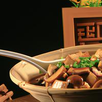 Stir-fried mushrooms and tofu