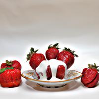 Strawberries with heavy cream