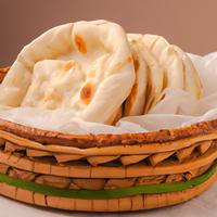 White pitta breads