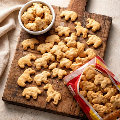 Animal crackers barnum