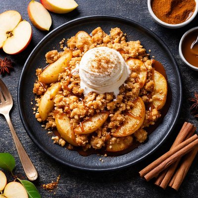 Apple cinnamon dessert