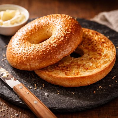 Artisanal toasted plain bagel