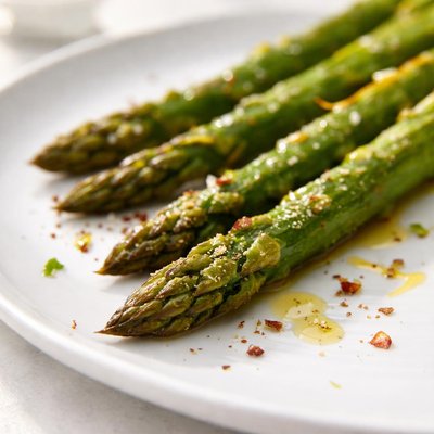 Asparagus spear