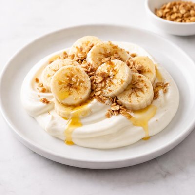 Banana with double cream yogurt