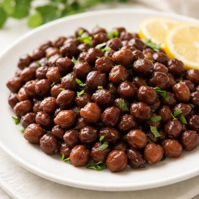 Boiled black chickpeas