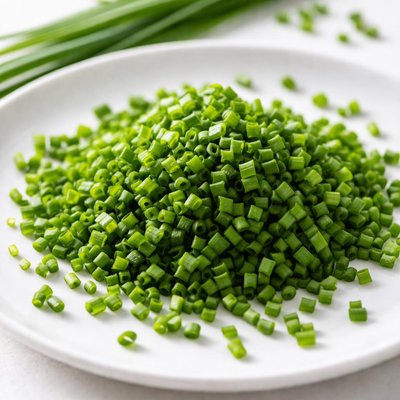 Chopped fresh chives