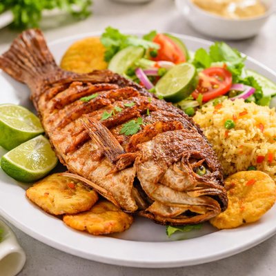 Fried mojarra