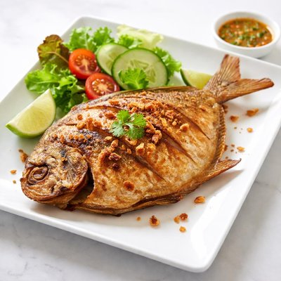Fried pomfret