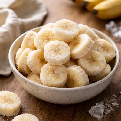 Frozen banana slices