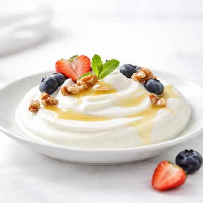 Greek low fat yougart