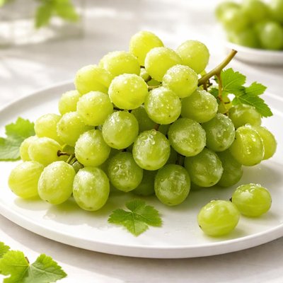 Green grapes