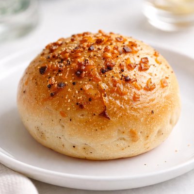 Onion bun