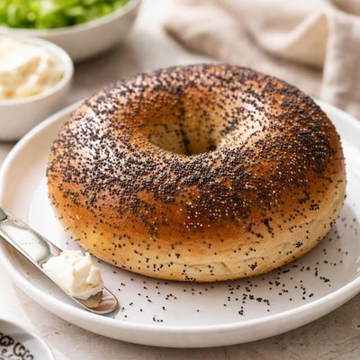 Poppyseed bagel