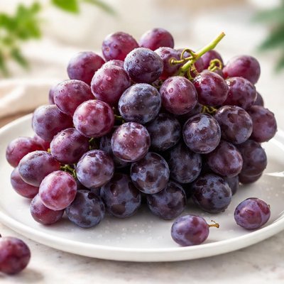Purple grapes