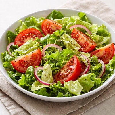 Lechuga y tomate de ensalada
