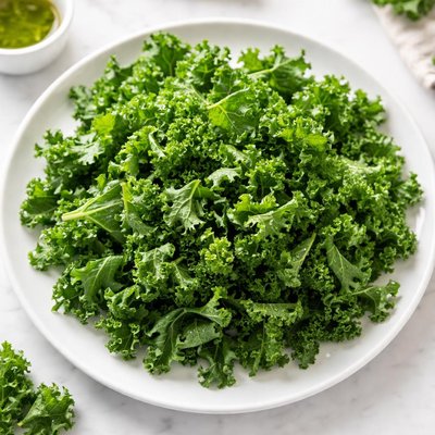 Shredded kale leaves