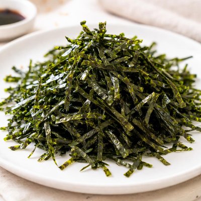 Shredded nori
