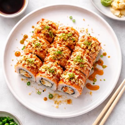 辣味酥脆三文鱼卷