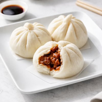 Steamed bbq pork bun