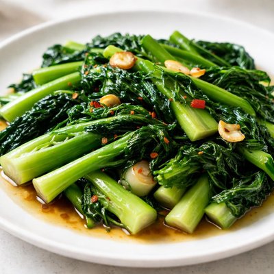Stir-fried chinese broccoli