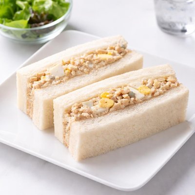 金枪鱼蛋三明治 LAWSON