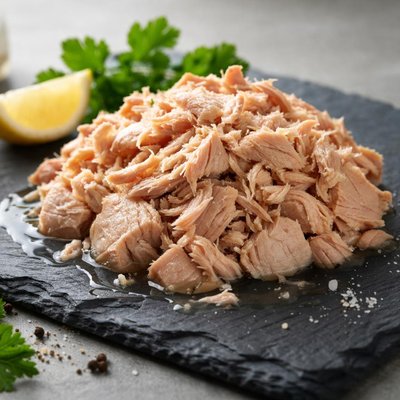 Unsalted tuna in water