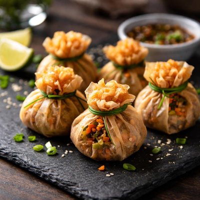 Vegetable money bags