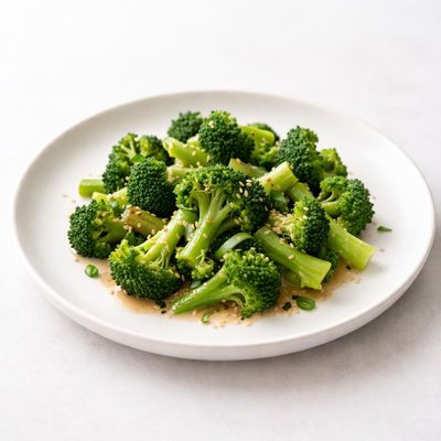 Image of Broccoli with Sesame Seeds and Scallions