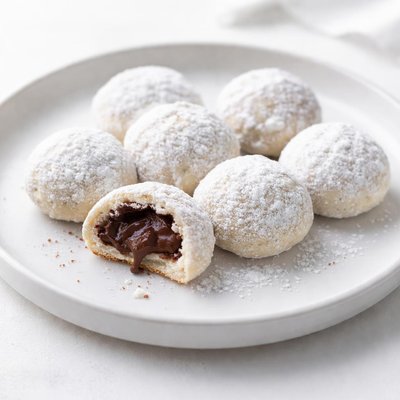 Image of Chocolate Filled Snowballs