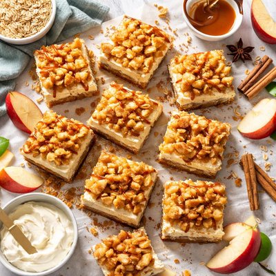 Image of Cream Cheese Apple Oatmeal Bars