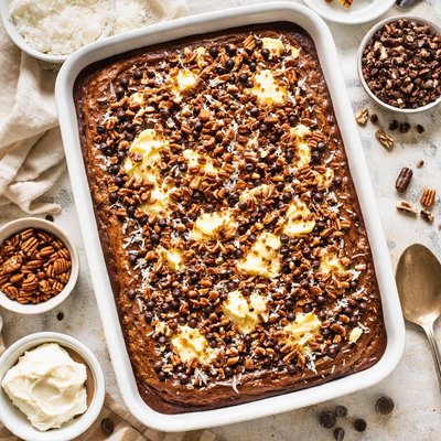 Image of Earthquake Cake