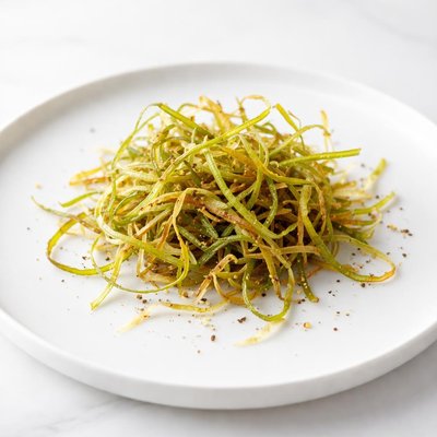 Image of Fried Leeks Garnish