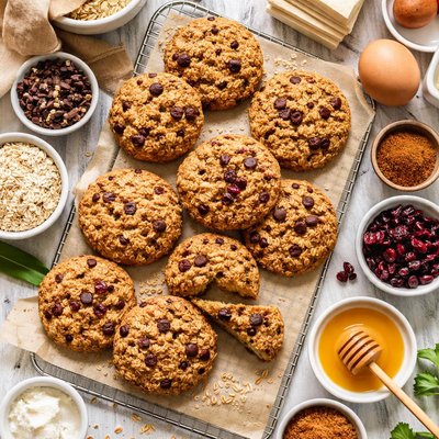 Image of Healthier Oatmeal Cookies with a Cake Mix