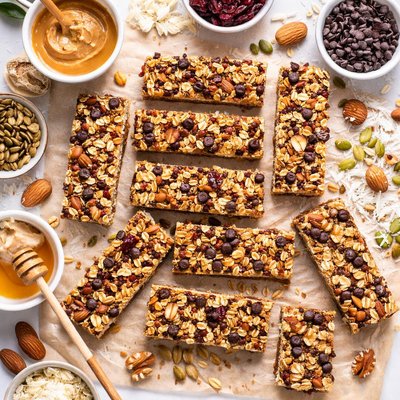 Image of Healthy Chewy Granola Bars