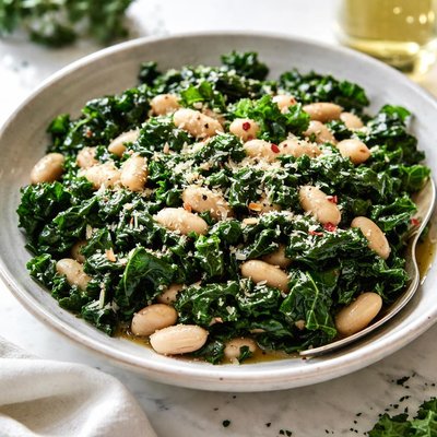 Image of Kale and Cannellini Beans