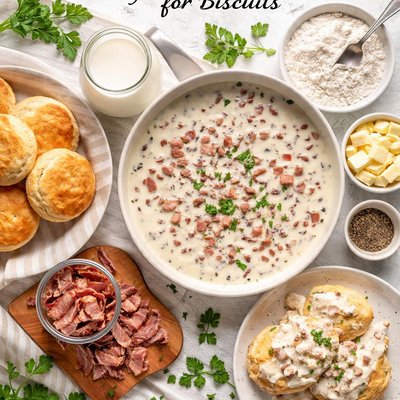 Image of My Favorite Dried Beef Gravy for Biscuits Gravy
