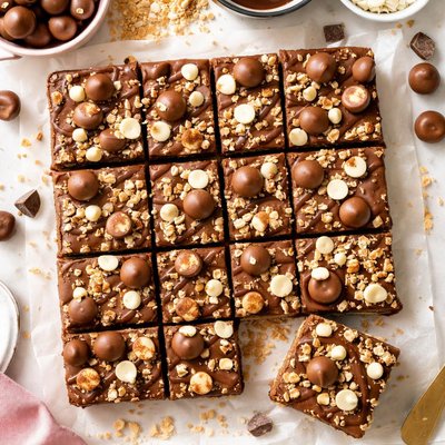 Image of No Bake Maltesers Slab