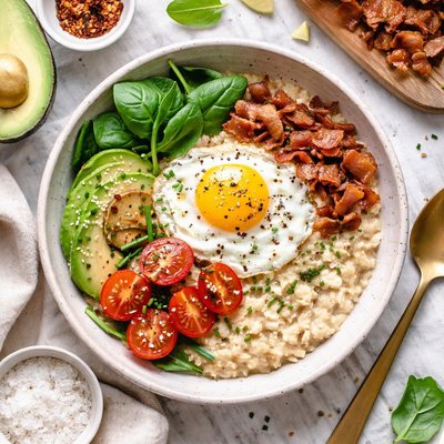 Image of Oatmeal Porridge with Egg